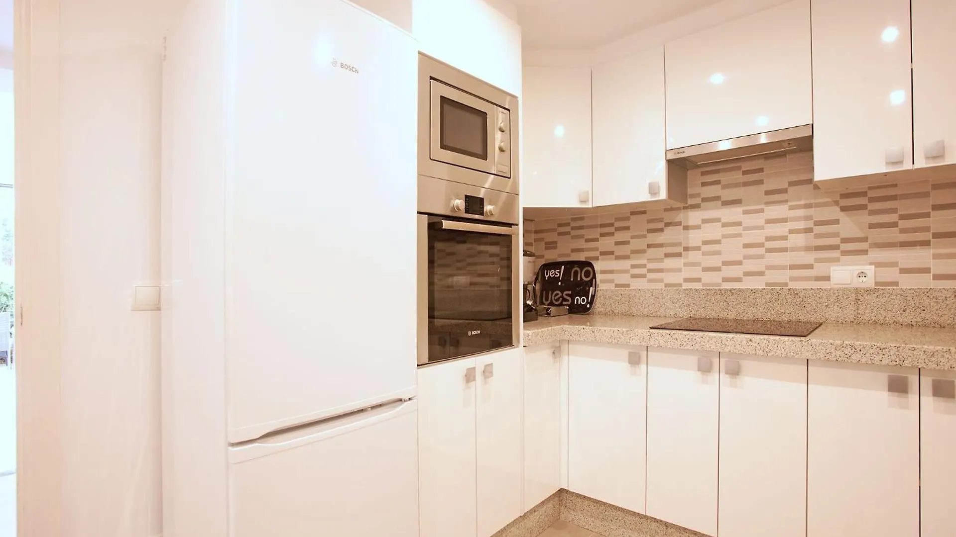 Apartment White Pearl Beach Elviria H1 Marbella