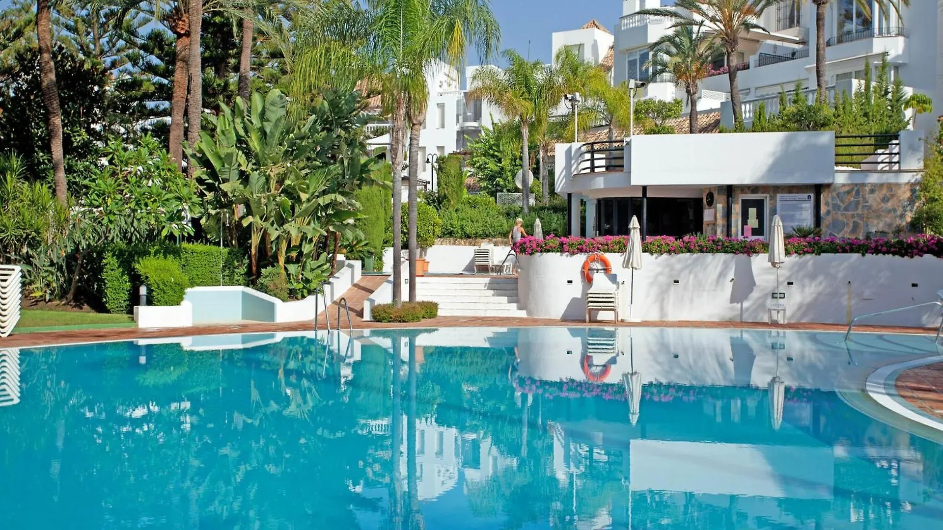 White Pearl Beach Elviria H1 Marbella