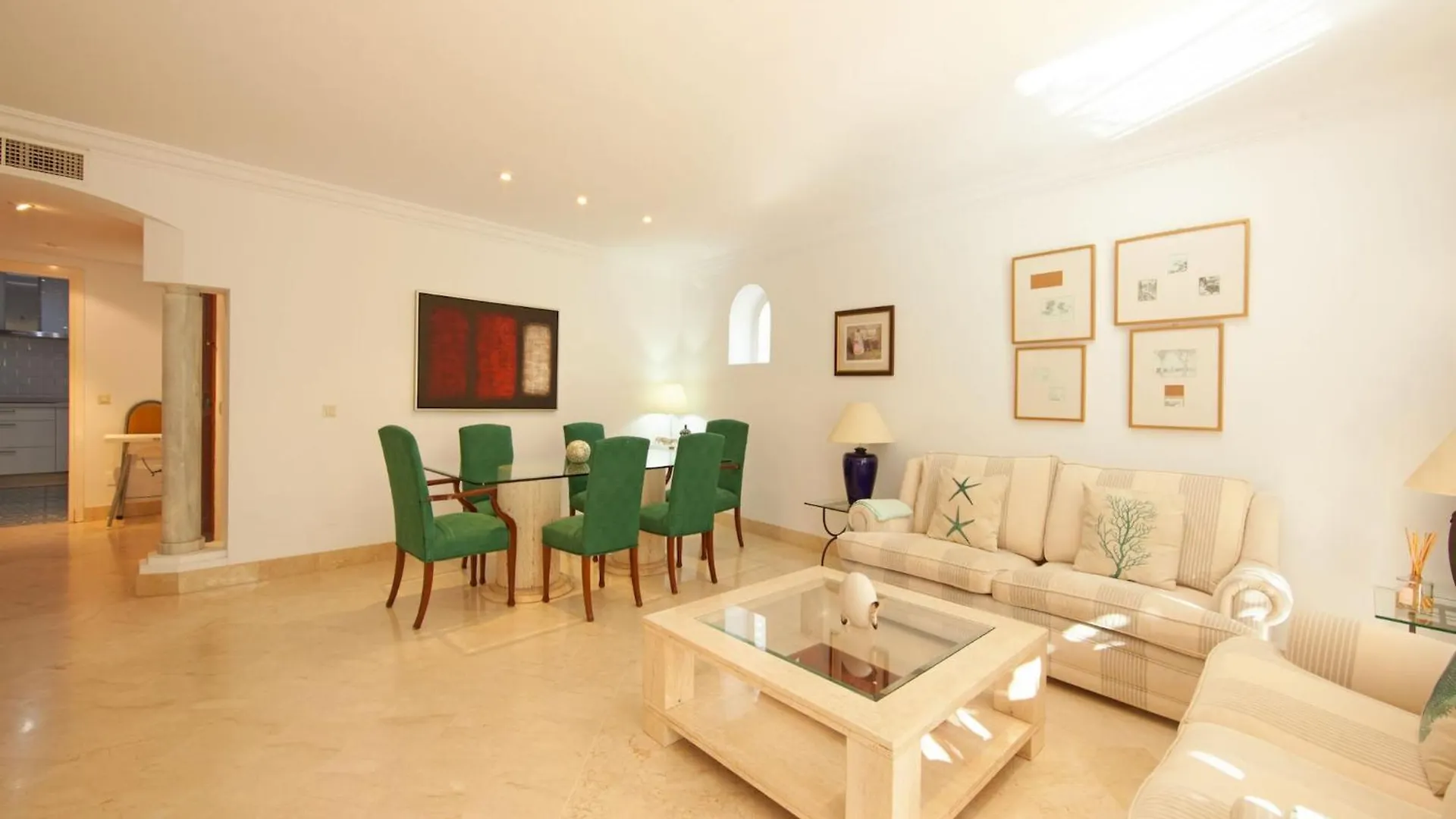 White Pearl Beach Elviria H1 Marbella 0*,  Spain