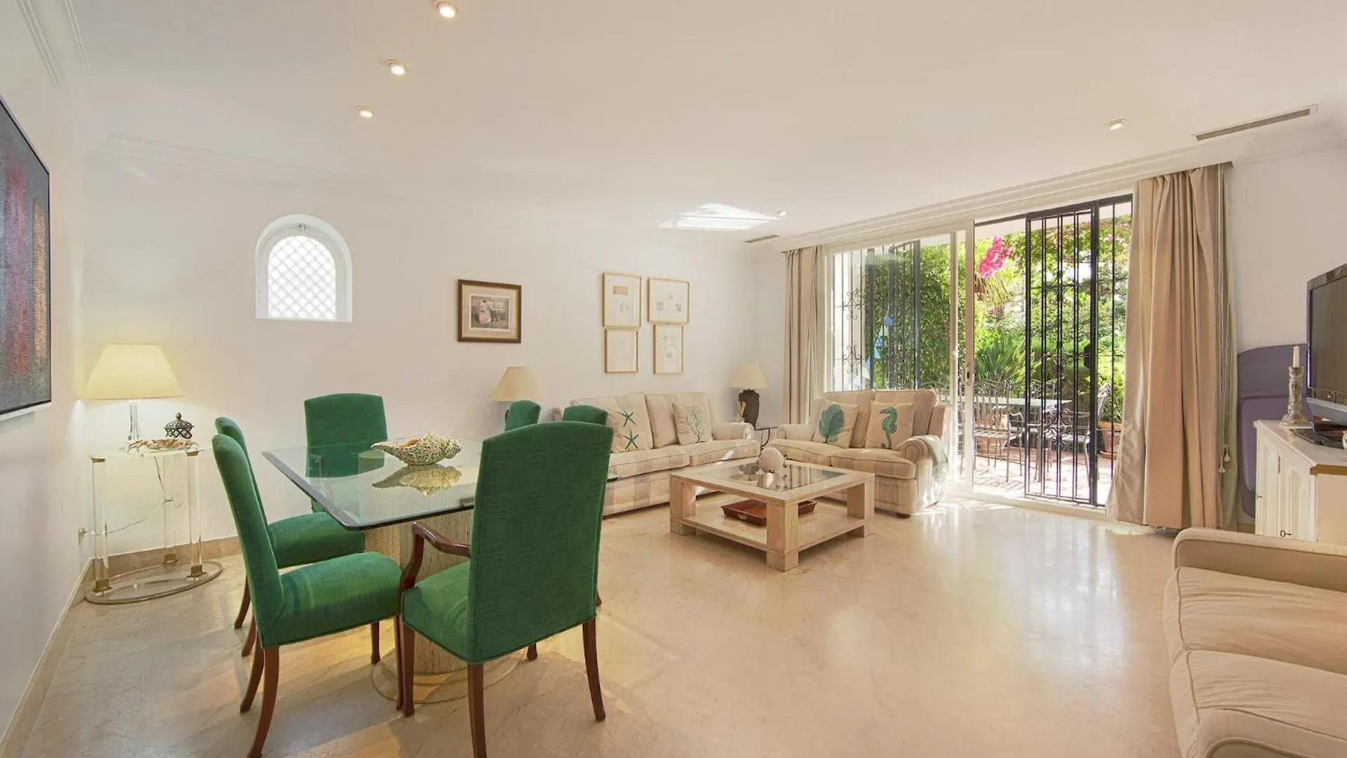 White Pearl Beach Elviria H1 Marbella Apartment