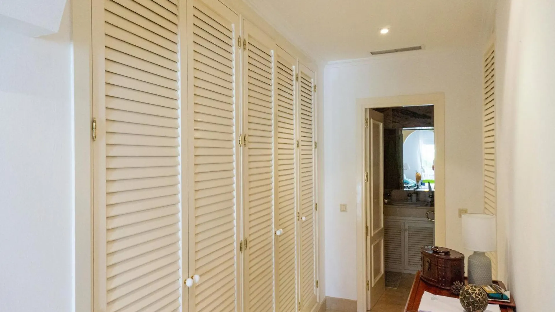 White Pearl Beach Elviria H1 Marbella 0*,  Spain